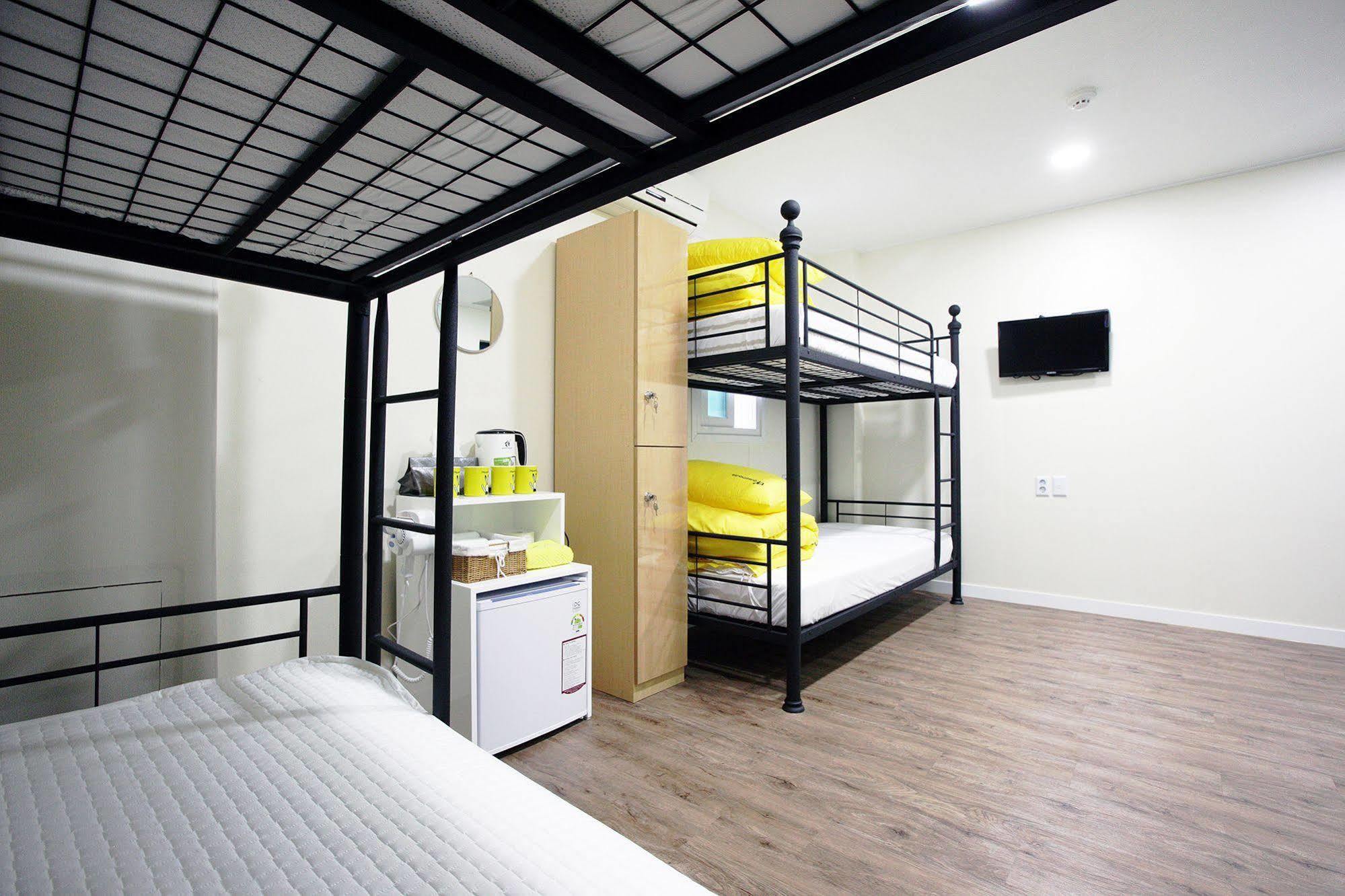 24 Guesthouse Myeongdong Avenue Seoul Eksteriør bilde
