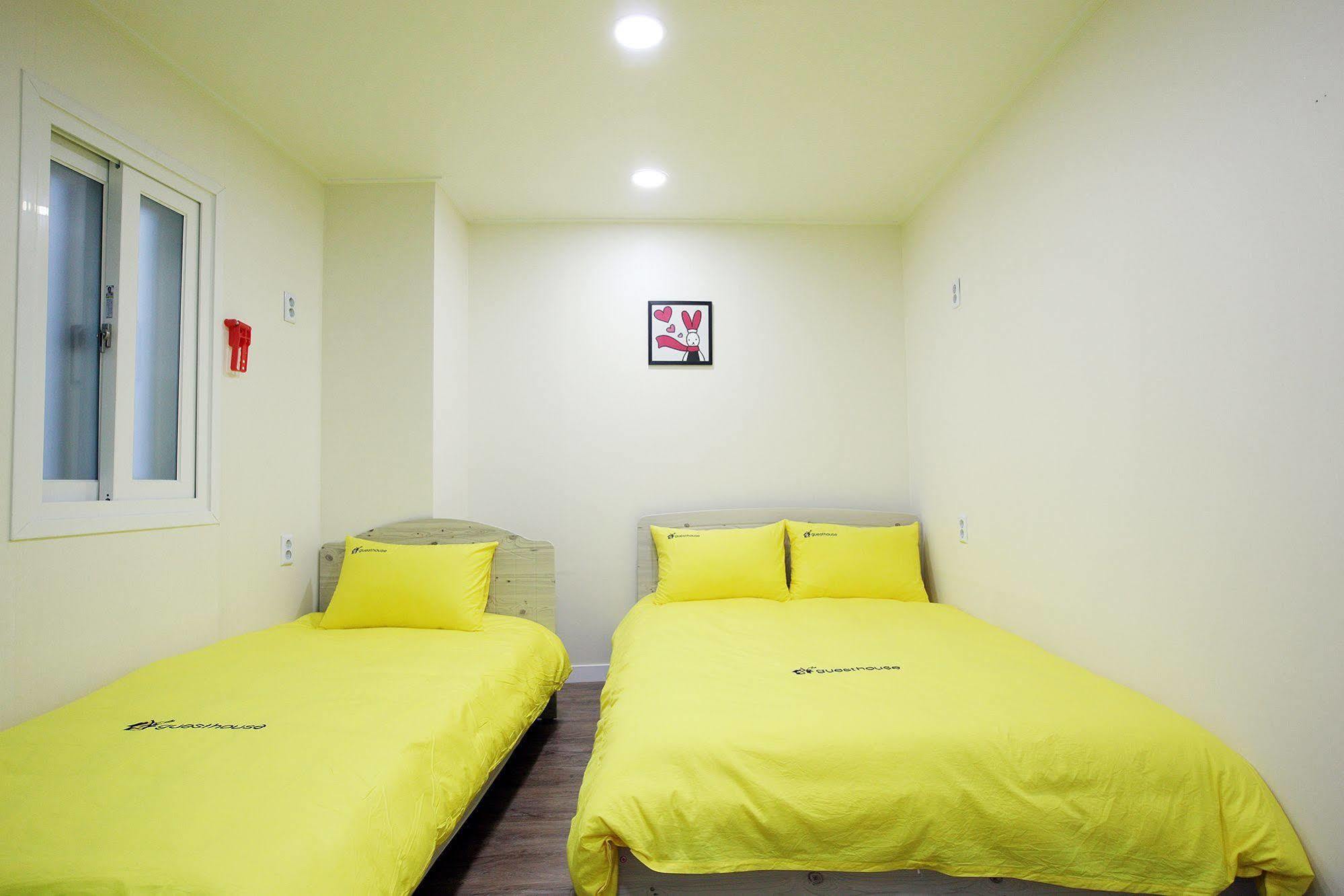 24 Guesthouse Myeongdong Avenue Seoul Eksteriør bilde